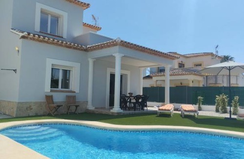 Beniarbeig Villa | 120 m² Villa ∙ 3 bedrooms ∙ 6 guests