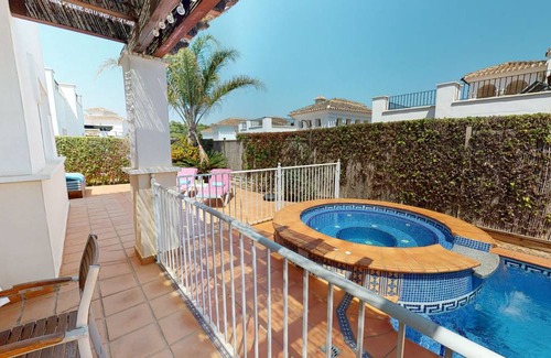 Roldan Villa | 120 m² Villa ∙ 3 bedrooms ∙ 6 guests