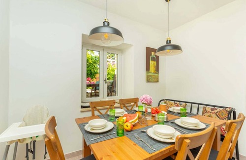 Zaton Villa | 120 m² Villa ∙ 4 bedrooms ∙ 8 guests