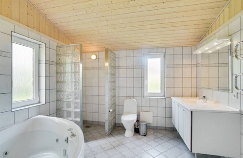 Torup Strand House | 128 m² House ∙ 4 bedrooms ∙ 8 guests