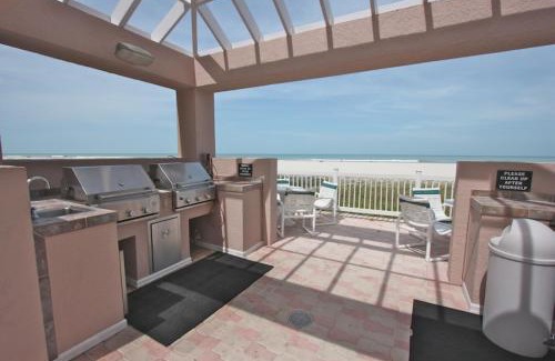 Sand Key House | 12B Crescent Beach Club