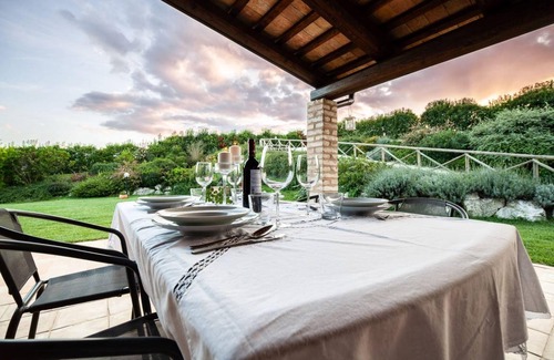 Polverigi House | 130 m² House ∙ 2 bedrooms ∙ 6 guests