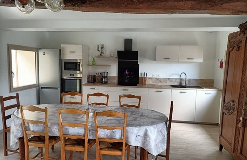 Offranville House | 130 m² House ∙ 3 bedrooms ∙ 9 guests