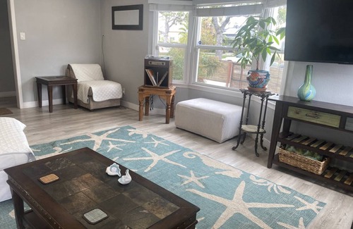 View Park-Windsor Hills House | 130 m² House ∙ 3 bedrooms ∙ 3 guests