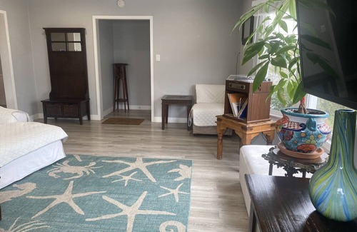 View Park-Windsor Hills House | 130 m² House ∙ 3 bedrooms ∙ 3 guests