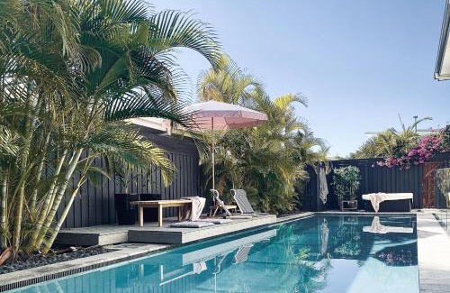 Kingscliff House | 14m Mineral Pool + Paddle Boards + Creek Access