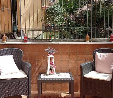 Portici Bed & Breakfast | 15 m² Bed and breakfast ∙ 2 guests