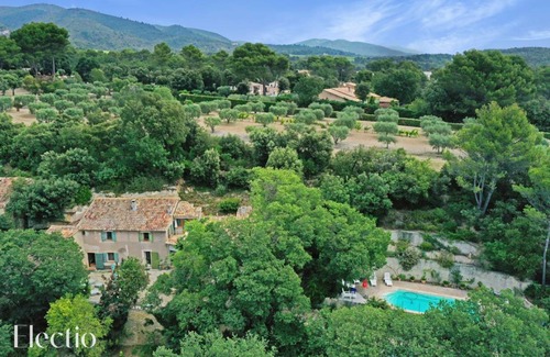 Puget House | 150 m² House ∙ 4 bedrooms ∙ 9 guests