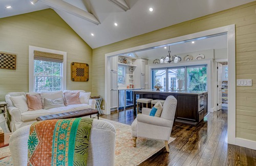 Meadows House | 153 m² House ∙ 3 bedrooms ∙ 6 guests
