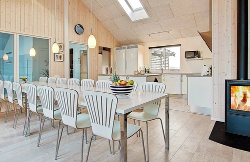Fjellerup Strand House | 16 person holiday home in Glesborg