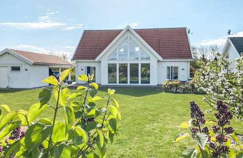 Kivik House | 160 m² House ∙ 3 bedrooms ∙ 7 guests