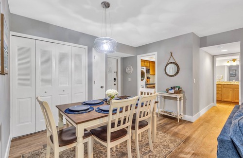 South Beach Condo | 1691 Bluff Villa @ Sea Pines | Walk to South Beach | Tennis, Pickleball & Golf