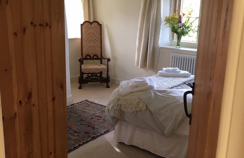 Glastonbury Other | 16thCentury cottage, foothills of Glastonbury Tor, outdoor pool.