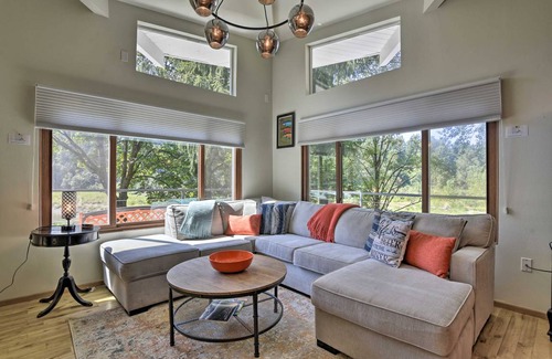 Troutdale House | 170 m² House ∙ 3 bedrooms ∙ 6 guests