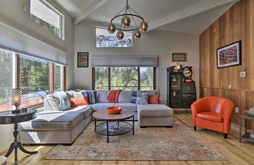 Troutdale House | 170 m² House ∙ 3 bedrooms ∙ 6 guests