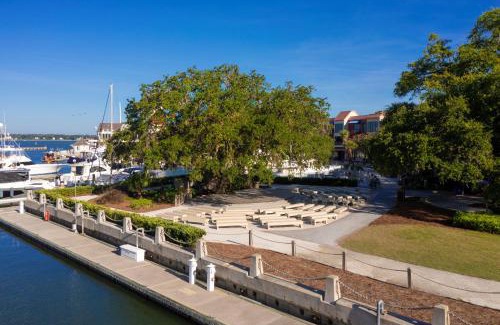 South Beach House | 1722 Bluff Villas at The Sea Pines Resort