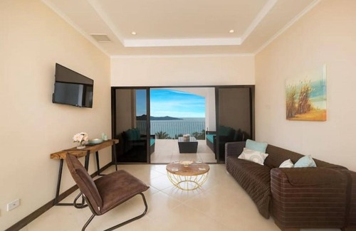 Playa Flamingo Apartment | 174 m² Apartment ∙ 3 bedrooms ∙ 6 guests