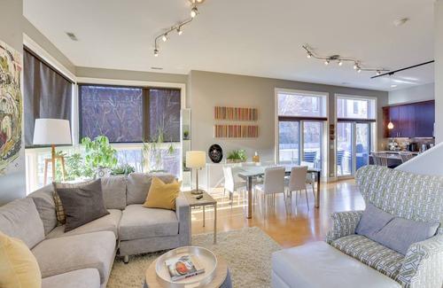 Southeast Omaha Apartment | 176 m² Apartment ∙ 2 bedrooms ∙ 6 guests