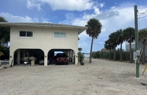 Breezeswept Beach Estates House | 177 m² House ∙ 2 bedrooms ∙ 4 guests