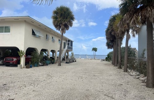 Breezeswept Beach Estates House | 177 m² House ∙ 2 bedrooms ∙ 4 guests