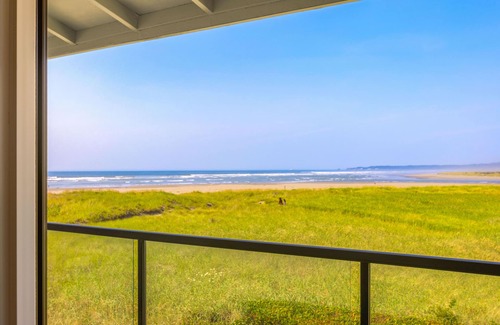 Moclips Condo | 180 Degree Pacific Ocean & Moclips River Views