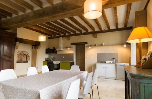 Bazouges-sur-le-Loir Cottage | 180 m² Cabin ∙ 4 bedrooms ∙ 8 guests
