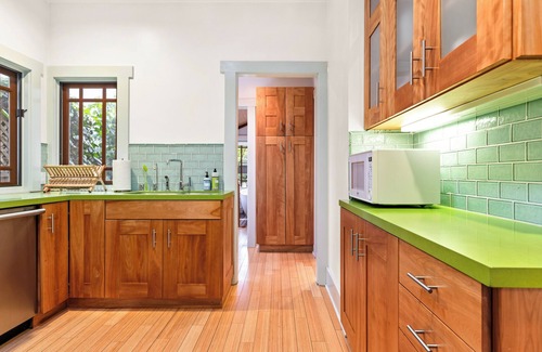 Venice House | 1908 Bungalow - Amazing Location! Amazing Reviews!