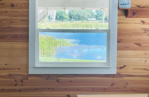 Umatilla House | 1920 Lake House Bungalow