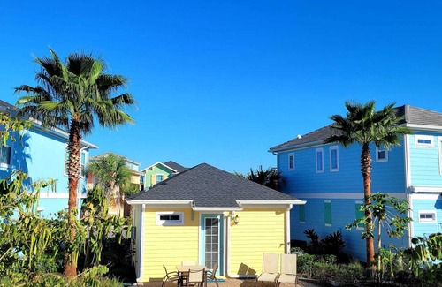 West Kissimmee Cottage | 1BD Island-Inspired Cottage minutes from Disneyworld