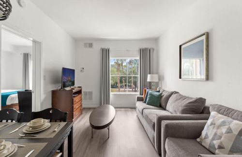 Florida Central Atlantic Coast Apartment | 1BR FREE Shuttle to Disney Parks HS305