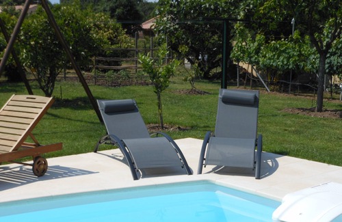 Morta Apartment | 1st floor apartment in villa with private pool and garden