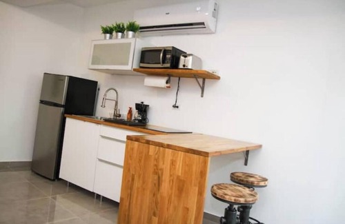 Carcel Apartment | 2.2 Loft w/balcony near Plaza Colon + restaurants