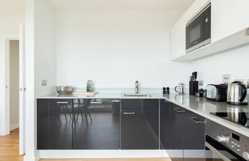 Deptford Apartment | 2 bed 2 Bath Greenwich Apart. - London