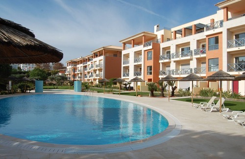 Montechoro Apartment | 2 Bed apartment Parque da Corcovada Albufeira Block 39