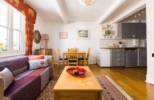 Holborn and Covent Garden Condo | 2 Bed Homely Apartment near British Museum