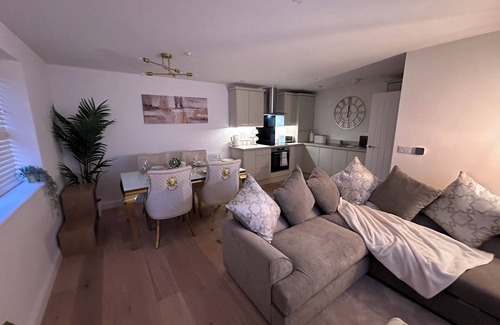 Abingdon Apartment | 2 bed modern town house