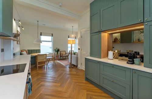 Donaghadee Apartment | 2-Bed - Sleeps 6 - Seafront View with Free Parking