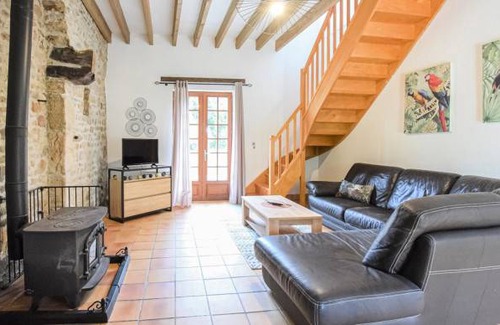 Saint-Pierre-Langers House | 2 bedroom accommodation in St. Pierre Langers