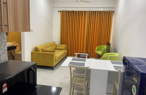 Mount Lavinia Apartment | 2-bedroom apartment in beautiful Dehiwala-Mount Lavinia with AC, WiFi
