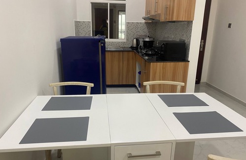 Mount Lavinia Apartment | 2-bedroom apartment in beautiful Dehiwala-Mount Lavinia with AC, WiFi