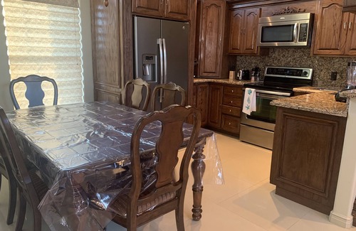 Port Isabel Cottage | 2 Bedroom 2 Bath Long Island Village Family Cottage