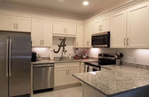 Tuscaloosa Condo | 2 bedroom/2 bathroom , 2 blocks from everything Tuscaloosa!