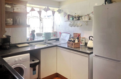 Westmarsh Cottage | 2 bedroom accommodation in Staple, near Wingham