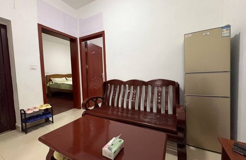Kai Fu Apartment | 2-bedroom apartment in the heart of Chang Sha city with WiFi, AC