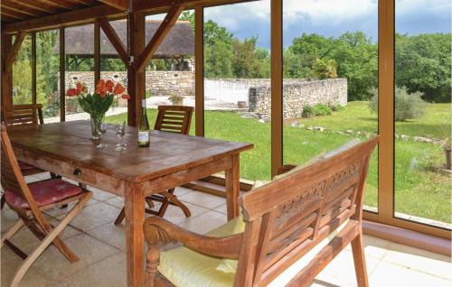 Padirac House | 2 Bedroom Awesome Home In Padirac