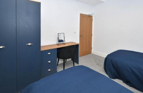 Burslem Apartment | 2 Bedroom Central Stay