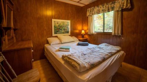 Carling House | 2-Bedroom Cottage #2 - Sand Bay
