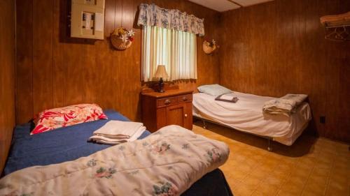 Carling House | 2-Bedroom Cottage #2 - Sand Bay