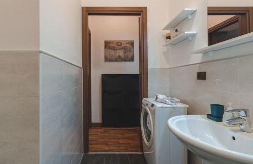 Barriera Vecchia-San Giacomo Apartment | 2 Bedroom - Free WiFi - Italian Star Apartment
