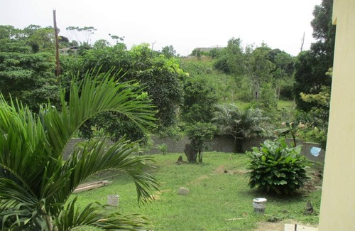 Libreville House | 2 bedroom house with garden - vacation rentals Libreville - Akanda - Gabon